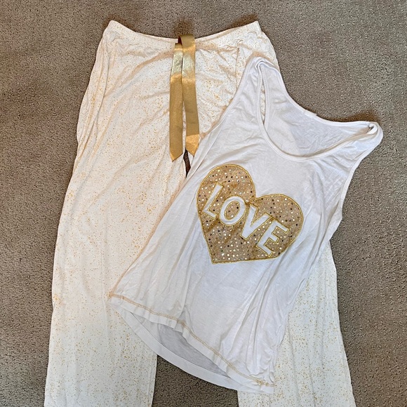 Cozy Heart PJ Set - Picture 5 of 8